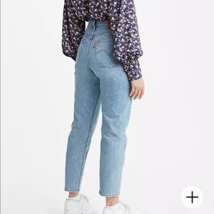 {Levi’s} Wedgie Straight Leg Jeans